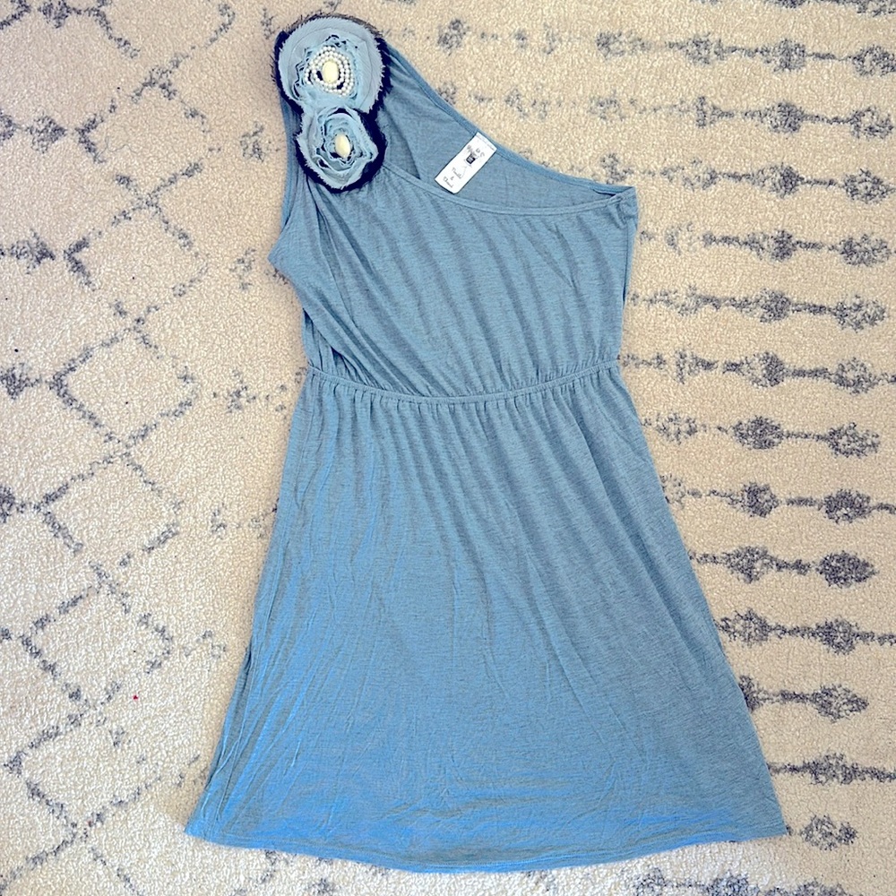 Adorable One Shoulder Dress 👗